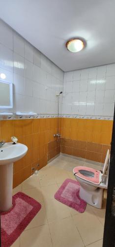 Private Room in a Shared Apartment next to MOSQUÉE HASSAN 2, Casablanca (Foto 5)