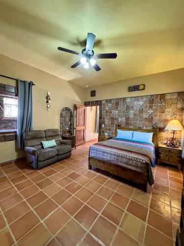 Pez Vela Suite - Right in the Center and Beach