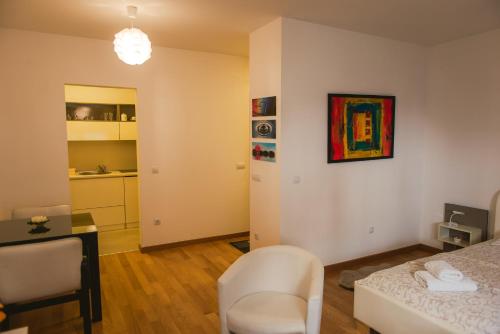 Maja Apartment - image 4