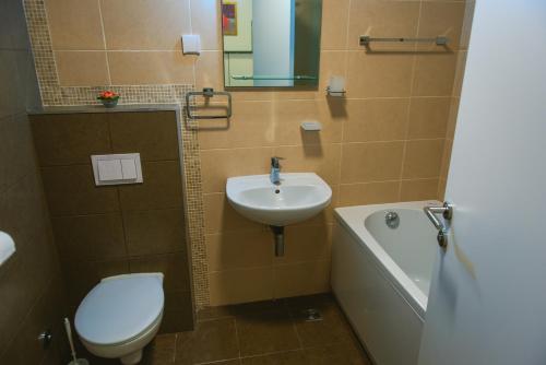 Maja Apartment - image 6