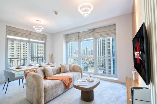 Stylish 2BR Downtown Dubai Near Burj Khalifa, PS5, Dubai (Foto 8)