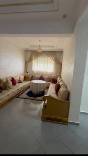 Full house in Agadir center in Najah