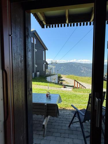 3 Bedroom Ski and Bike Apartment Hafjell Fjellandsby in Oyer