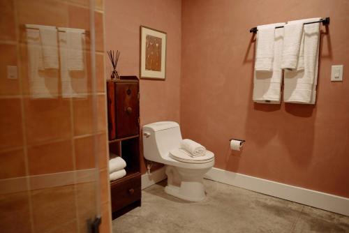 Mane & Saddle Loft, Лос-Анджелес (фото 11)