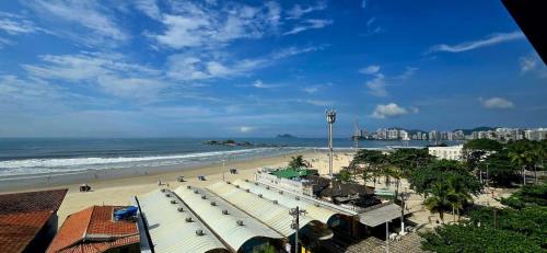 Beach, Apartamento 100 metros Praia Pitangueiras Guaruja near Restaurante Fogao Caipira