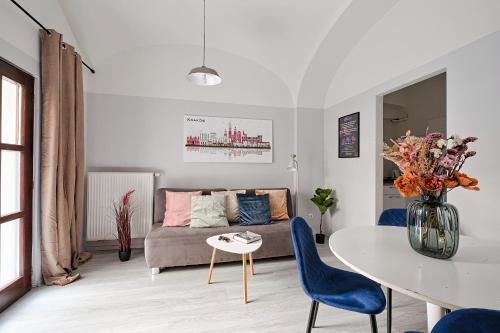 Urban Nest Apartments Party Szewska21