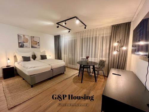 G&P Housing Apartments - XXL Wohnung für Familien & Gruppen 120qm mit 3 Schlafzimmern, 3 Badezimmern, Panoramabalkon und großer Küche in Altensteig, Deutschland
