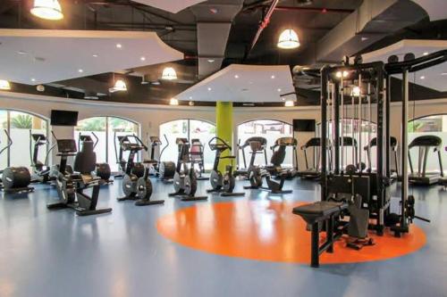 Private Room Steps from Jumeriah Beach & Marina Walk - LMY Sadaf 7 JBR Dubai, Dubaj (zdjęcie 7)