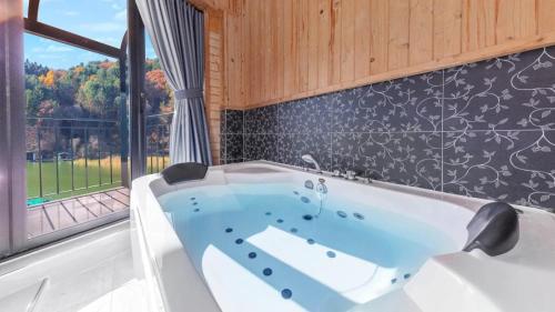 Gapyeong River 52 Road Spa Pension – photo 3