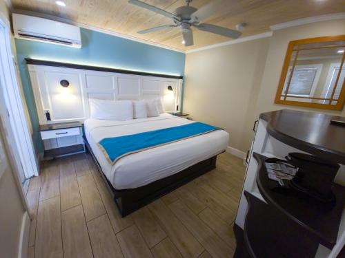 Seashell Motel in Key West
