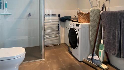 Blue Water Lane Apartment by Book Jervis Bay - image 2