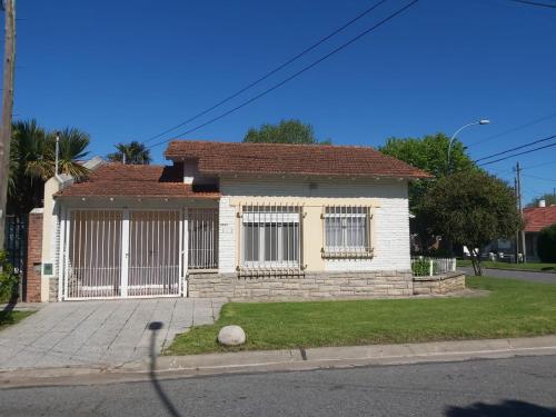 Casa En Punta Mogotes