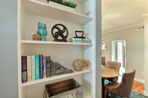 Historic Townhouse on Tattnall - image 10