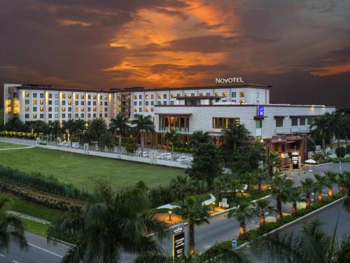 Novotel Hyderabad Airport - Devatabowli