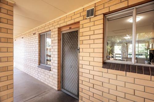 Sunny Stay Near Flinders & CBD in Clovelly Park