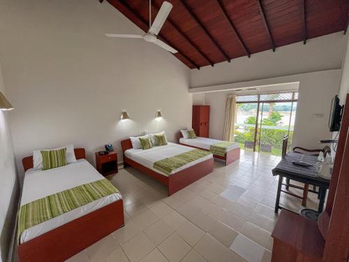 شاليهات أوروثوتا (Oruthota Chalets) in ديجانا
