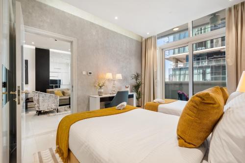 Luxury 2 Bedroom Apartment DAMAC Uppercrest Downtown Near Dubai Mall, Dubai