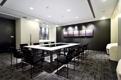 Jinjiang Metropolo Shanghai Xujiahui Nanhuating Hotel, Šanghaj (fotografie 10)