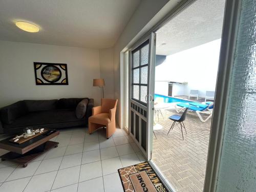 beranda/teres, Sundelight Apartments in Nieuwpoort