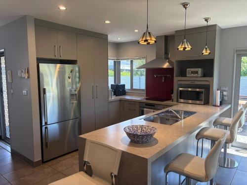 Minutes from Mission in ทาราเดล