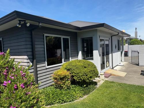 Minutes from Mission in ทาราเดล