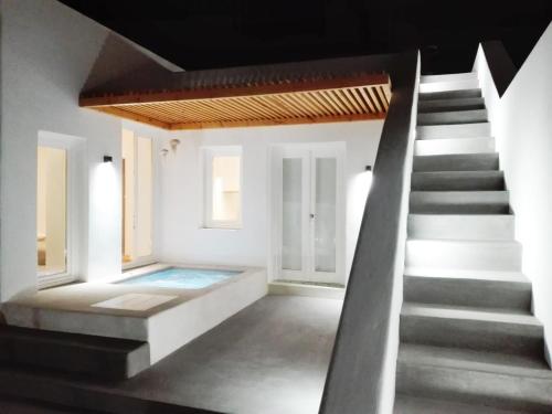 Thiro Santorini, Fira (photo 7)