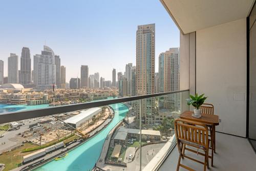 Glamarous 2BR Burj Khalifa & Fountain Views, Dubái (foto 4)