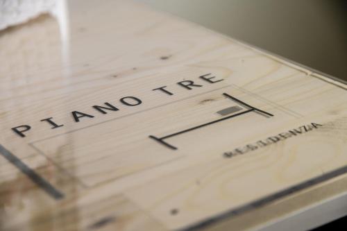 Piano Tre - image 4