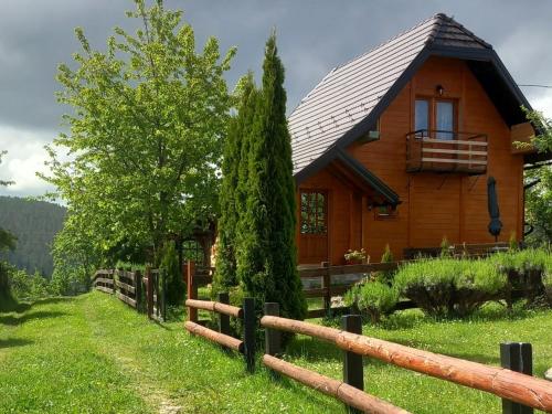 Brvnare Na Brdu - Chambre d'hôtes - Šljivovica