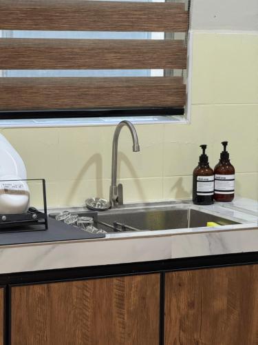 Kitchen, Runa Homestay Jasin - Cozy 3BR with AC & Netflix in Jasin