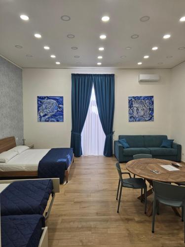 Toto e Peppino Luxury Rooms, Naples (photo 7)