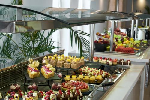 Restaurant, Paralos Lifestyle Beach Adults Only in Gazi