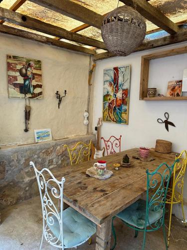 편의 시설/서비스, Cozy 1BR Bungalow with Kitchen in Eco Garden Nature Escape in 리아드 에살람