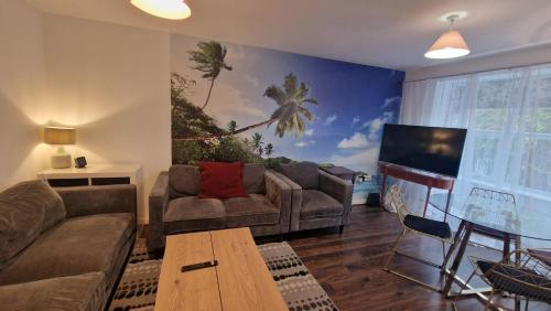 BrumStay - 4 Bedrooms TownHouse sleeps 6 with Driveway Parking and Garden, Birmingham (Foto 10)