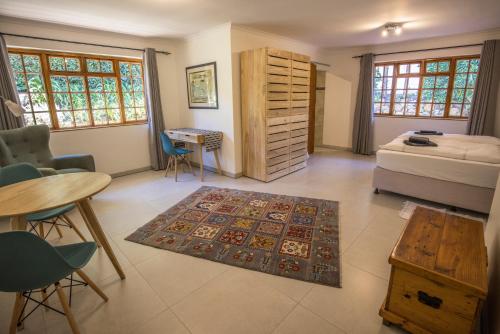 Hout Bay Lodge – Hout Bay, TX