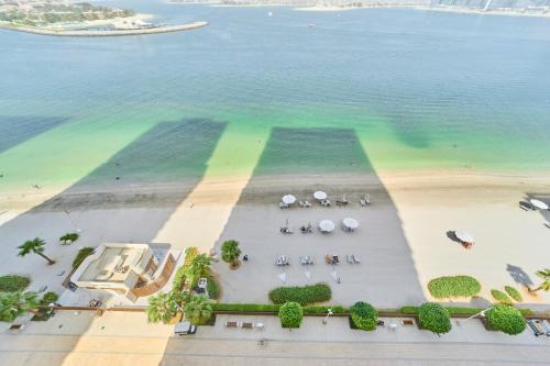 Luxury 2BR Beach Isle With Palm Views and Beach Access, Dubaï (photo 8)