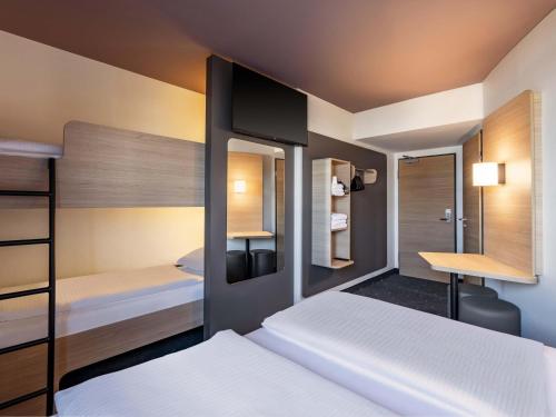 B&B Hotel Erlangen-Süd Room Type - Family Room