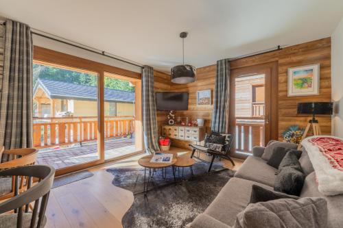 Shared lounge/TV area, 3 Sophie - B103 near La Ferme de Seraussaix