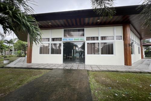 Exterior view, Palm Cabanas Resort in Sapalibutad