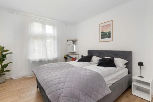 Cama, Family Apartment near the Beach in Sopot by Noclegi Renters in Górny Sopot
