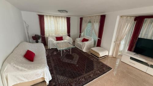 House in Laatzen! contactless check-in, Hannover