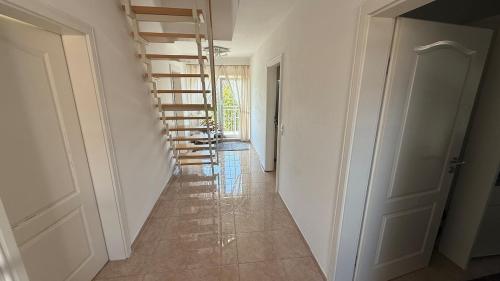 House in Laatzen! contactless check-in, Hanower (zdjęcie 5)