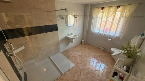 House in Laatzen! contactless check-in, Hanower (zdjęcie 7)
