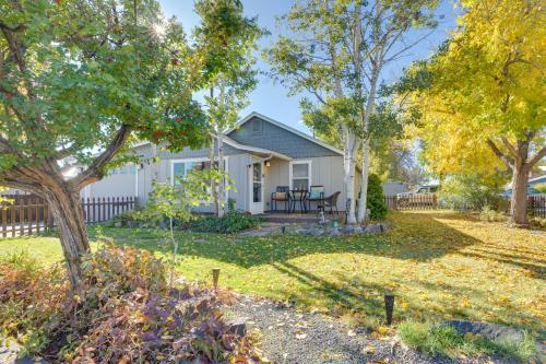 2 Mi to Dtwn: Grand Junction Home w/ Hot Tub – khách sạn tại Grand Junction