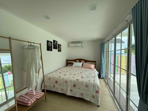 Baan Suan Saengla Villa Resort in Phan Thong