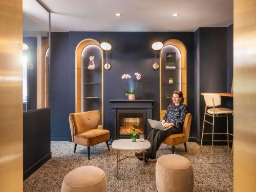 บริการและสิ่งอำนวยความสะดวก, โรงแรมเมอร์เคียว แวร์ซาย ปาร์ลี 2 (Hôtel Mercure Versailles Parly 2) in เลอ เชอส์เนย์