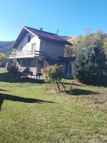 Вила "до Гората"