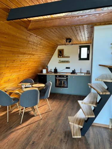 SUN by Sun&Moon Cabins in Manecju