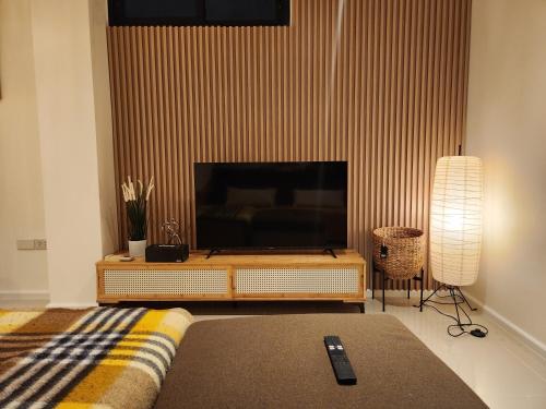 Be Cozy Silom 2BR 1-min to BTS & MRT - image 14