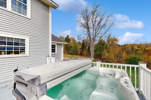Martin Grandview Estate in Lancaster (NH)
